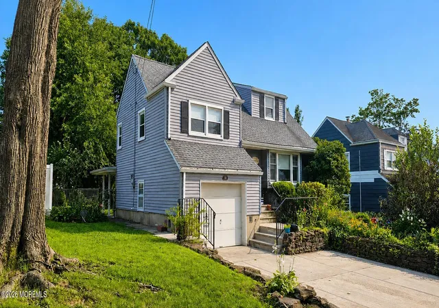 2nd image of 10 Columbia Pl, Parlin, NJ 08859 | MLS# 22626186