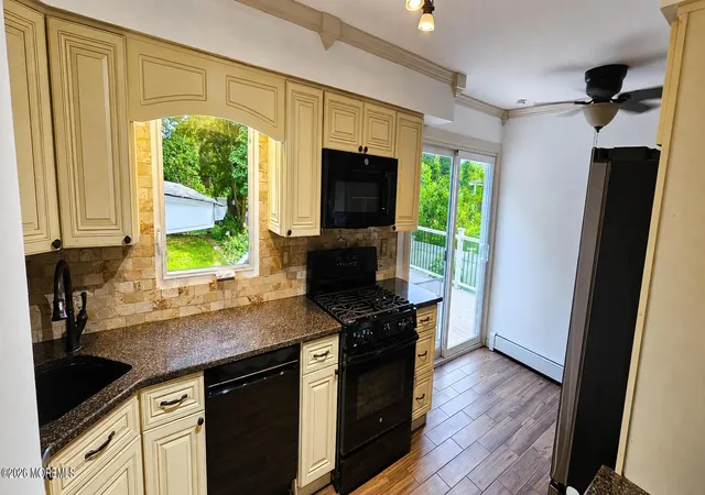 5th image of 10 Columbia Pl, Parlin, NJ 08859 | MLS# 22626186