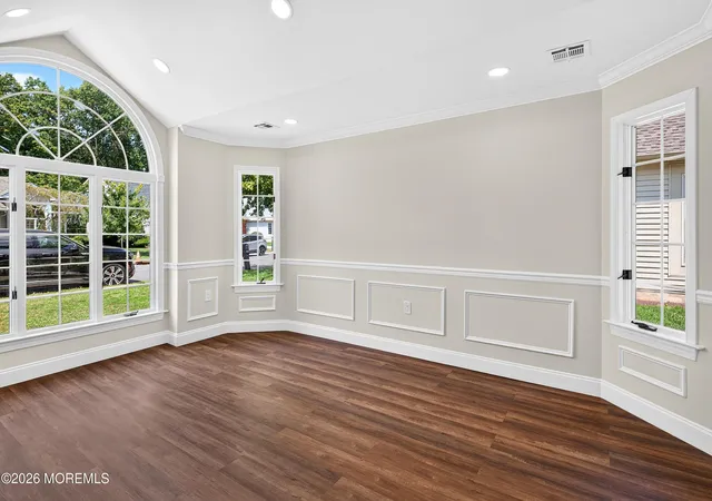 Photo 3 of Single family home for sale at 1575 Goldspire Rd, Toms River, NJ 08755 | MLS# 22626194 | Listing updated on 2026-09-27