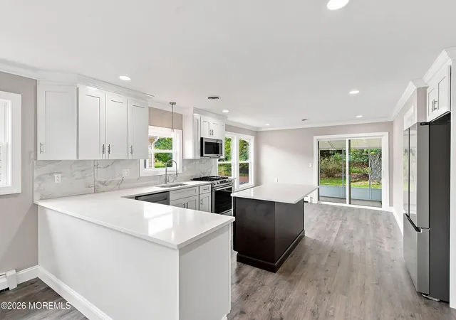 Photo 3 of Single family home for sale at 5 Le Lamentin Dr, Toms River, NJ 08757 | MLS# 22626227 | Listing updated on 2026-09-16