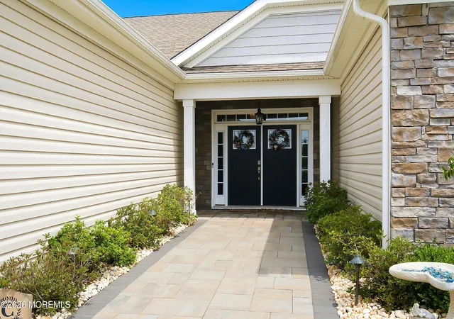 Photo 4 of Single family home for sale at 6 Otter Cir, Barnegat, NJ 08005 | MLS# 22626325 | Listing updated on 2026-09-16