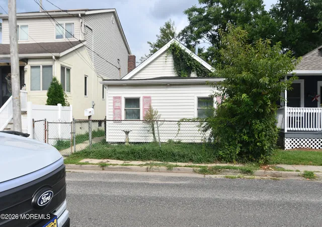 1st image of 481 Center Ave, North Middletown, NJ 07748 | MLS# 22626214