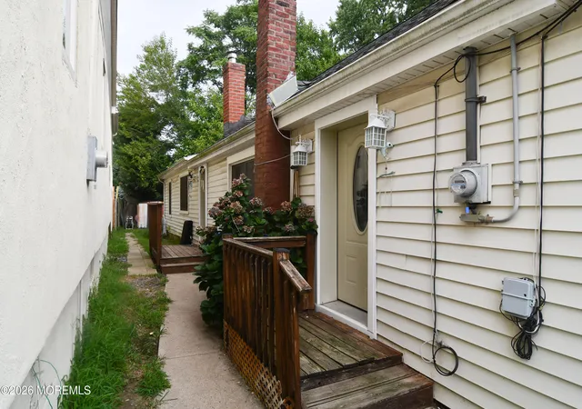 Photo 3 of Single family home for sale at 481 Center Ave, North Middletown, NJ 07748 | MLS# 22626214 | Listing updated on 2026-10-08