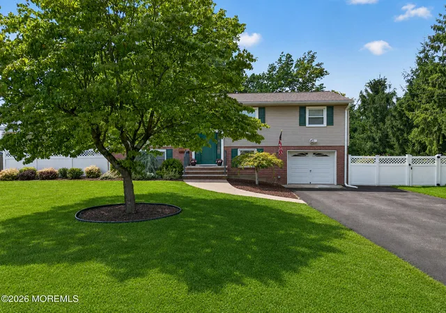 Photo 3 of Single family home for sale at 104 Pinewood Rd, Howell, NJ 07731 | MLS# 22626286 | Listing updated on 2026-09-28