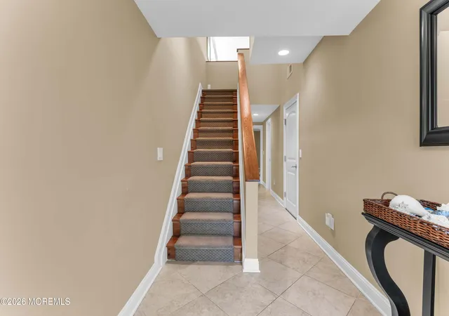 4th image of 1 Navesink Ct, Long Branch, NJ 07740