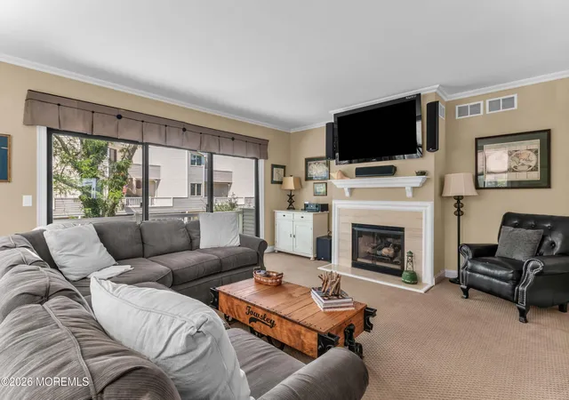 5th image of 1 Navesink Ct, Long Branch, NJ 07740