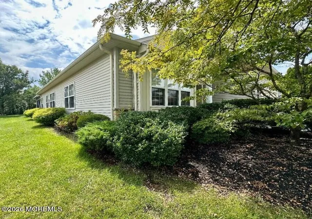3rd image of 12 Lorenzo Rd, Manchester, NJ 08759 | MLS# 22626690