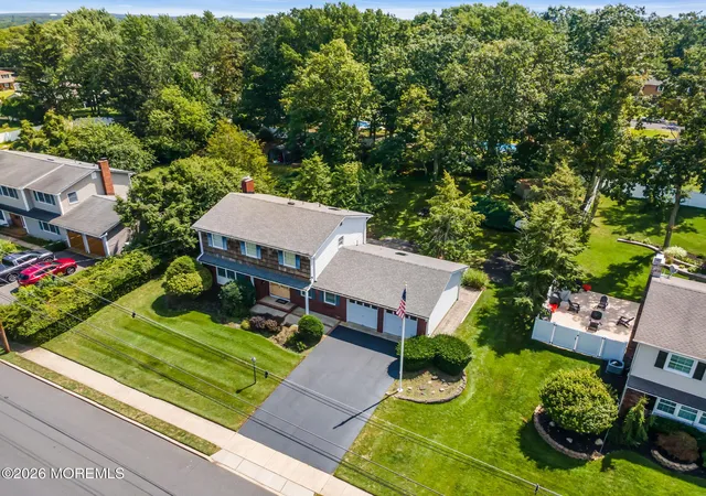 Photo 2 of Single family home for sale at 29 Meadowbrook Dr, Howell, NJ 07731 | MLS# 22626329 | Listing updated on 2026-09-04