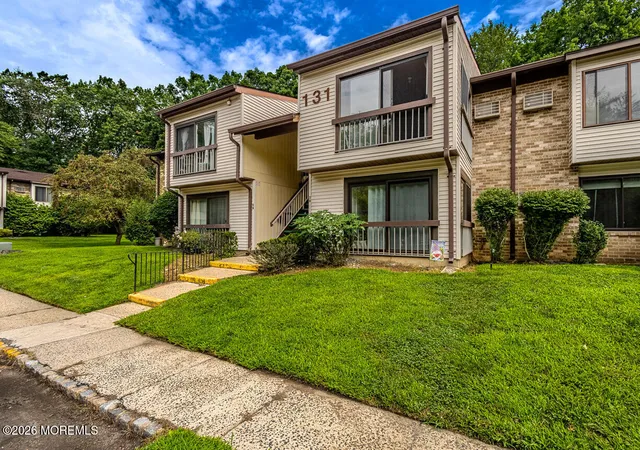 2nd image of 131 Amberly Dr #C, Manalapan, NJ 07726 | MLS# 22626349