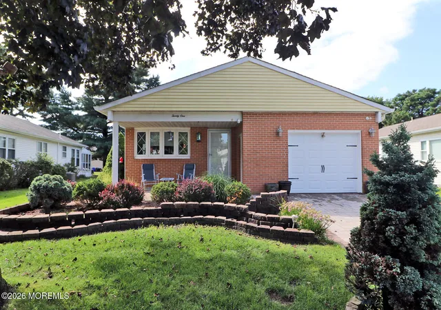 Photo 2 of Single family home for sale at 21 Lismore Dr, Berkeley, NJ 08721 | MLS# 22626372 | Listing updated on 2026-09-11