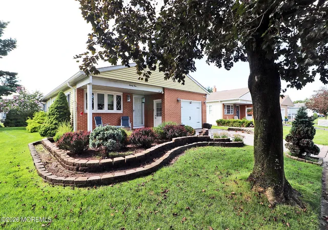 Photo 3 of Single family home for sale at 21 Lismore Dr, Berkeley, NJ 08721 | MLS# 22626372 | Listing updated on 2026-10-11