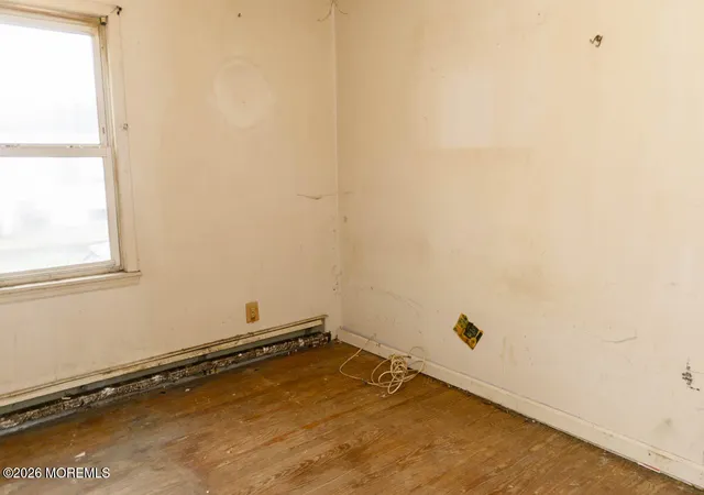 Listing Photo 4 - Condo for sale in building located at 918 7th St, Union Beach, NJ 07735 - Unit #ST