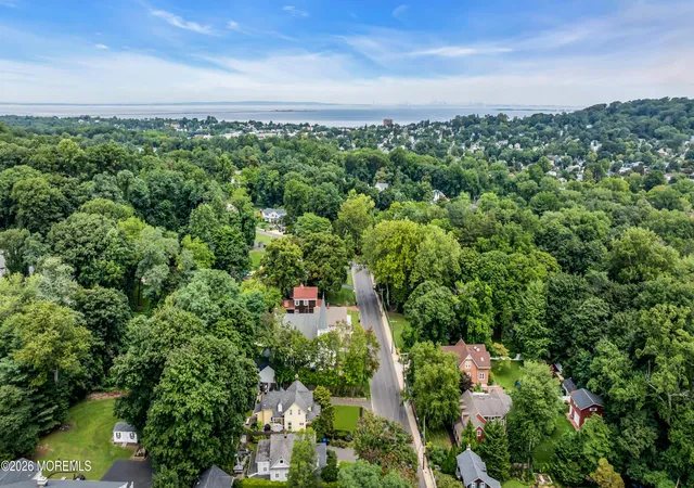30th image of 108 Navesink Ave, Atlantic Highlands, NJ 07716 | MLS# 22626623