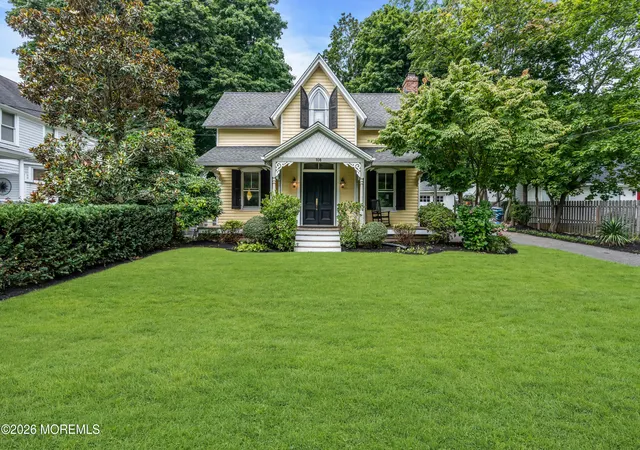 5th image of 108 Navesink Ave, Atlantic Highlands, NJ 07716 | MLS# 22626623