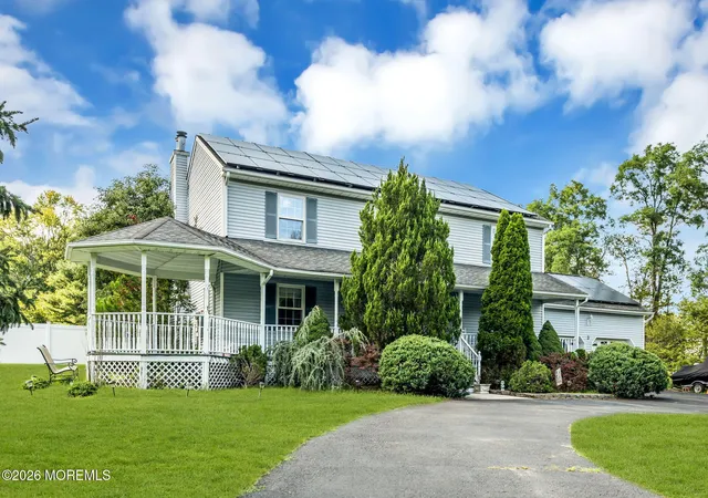 Photo 2 of Single family home for sale at 3 River Dr, Farmingdale, NJ 07727 | MLS# 22626554 | Listing updated on 2026-09-09