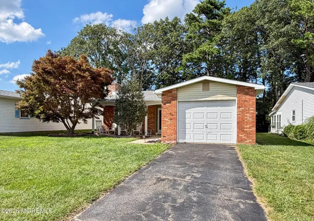 Photo 2 of Single family home for sale at 12 Lance Dr, Brick, NJ 08723 | MLS# 22626600 | Listing updated on 2026-09-16