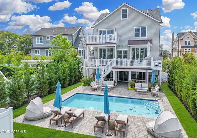 2nd image of 915 Barnegat Ln, Mantoloking, NJ 08738 | MLS# 22626362