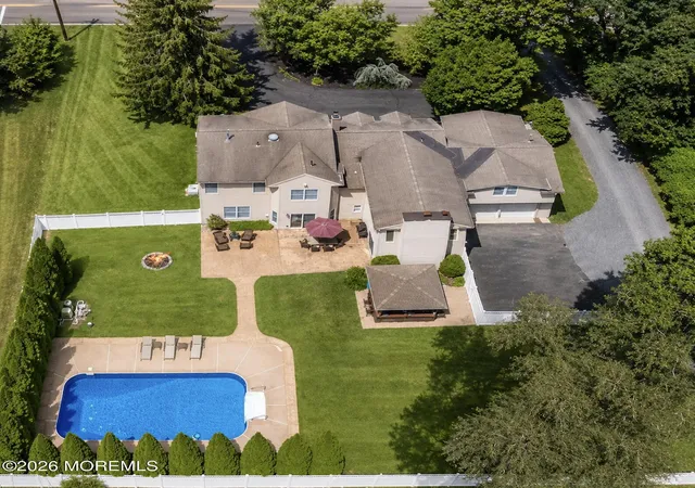 Photo 2 of Mansion for sale at 224 Cold Indian Springs Rd, Ocean Twp, NJ 07712 | MLS# 22626377 | Listing updated on 2026-09-22