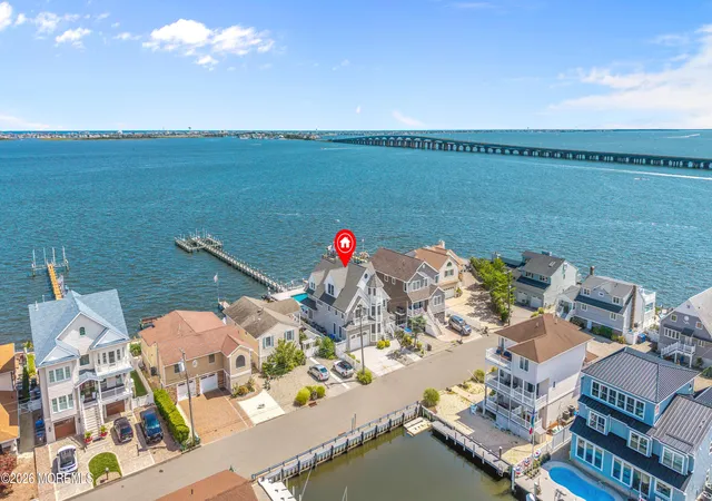 Photo 3 of Single family home for sale at 553 Long Point Dr, Toms River, NJ 08753 | MLS# 22626908 | Listing updated on 2026-09-17