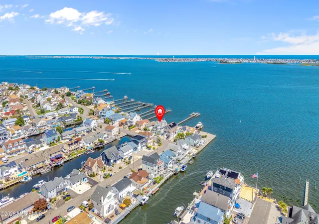 Photo 4 of Single family home for sale at 553 Long Point Dr, Toms River, NJ 08753 | MLS# 22626908 | Listing updated on 2026-09-17