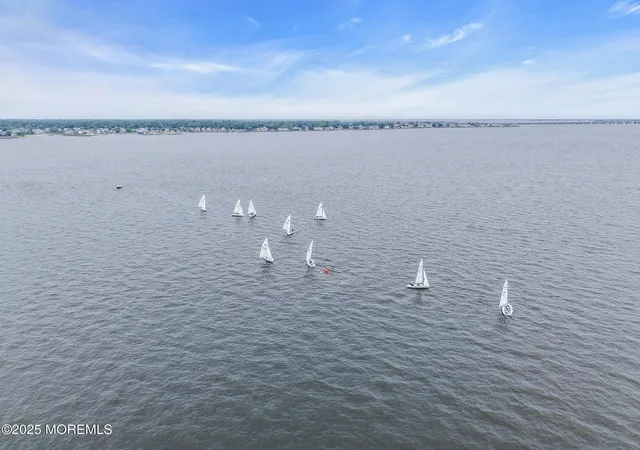 41st image of 603 Riverside Dr, Toms River, NJ 08753 | MLS# 22626411