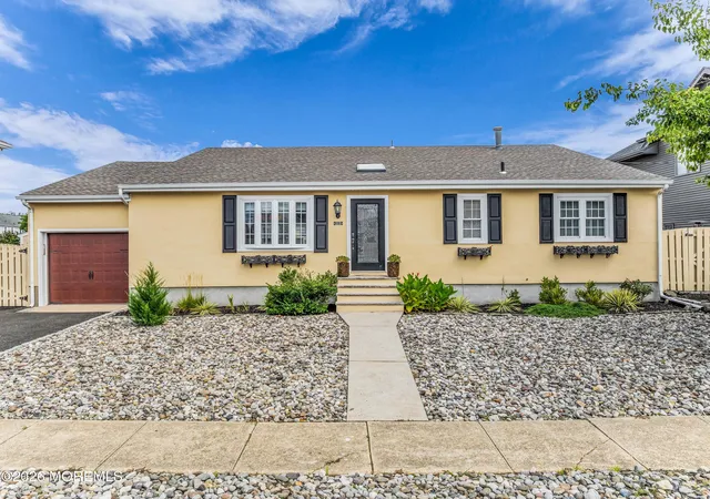 Photo 3 of Sale Pending at 318 Aldo Dr, Toms River, NJ 08753 | MLS# 22626511 | Listing updated on 2026-09-17