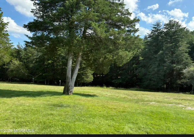Photo 3 of Single family home for sale at 103 Westbrook Dr, Toms River, NJ 08757 | MLS# 22626429 | Listing updated on 2026-09-06