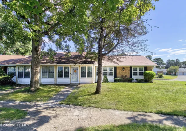 Photo 4 of Sale Pending at 30B Edinburgh Ln, Manchester, NJ 08759 | MLS# 22626596 | Listing updated on 2026-10-26