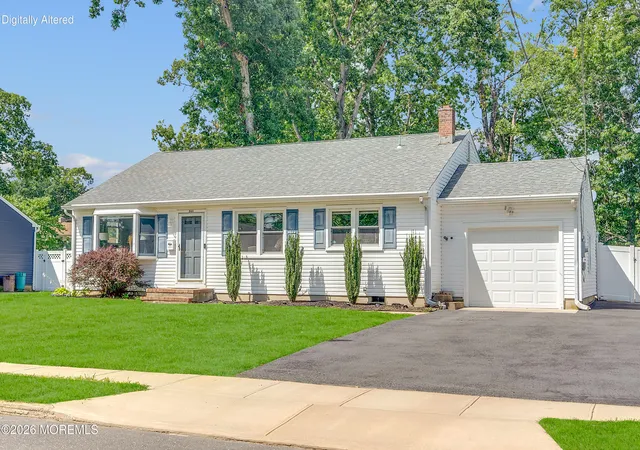 2nd image of 864 Roundtree Dr, Toms River, NJ 08753 | MLS# 22626434