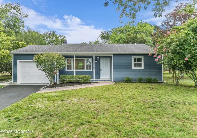 Photo 1 of Sale Pending at 109 Edinburgh Ct, Toms River, NJ 08757 | MLS# 22626675 | Listing updated on 2026-09-10