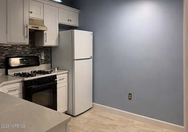 Listing Photo 5 - Condo for sale in building located at 216 Sapphire Ln, Franklin Park, NJ 08823