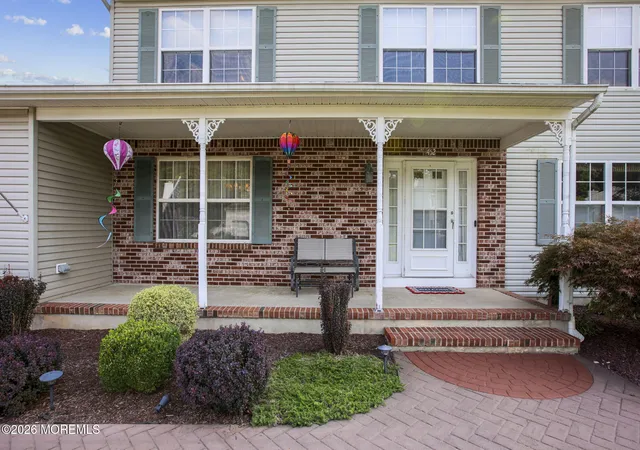 Photo 1 of Single family home for sale at 452 Meadowood Rd, Jackson, NJ 08527 | MLS# 22626537 | Listing updated on 2026-09-04