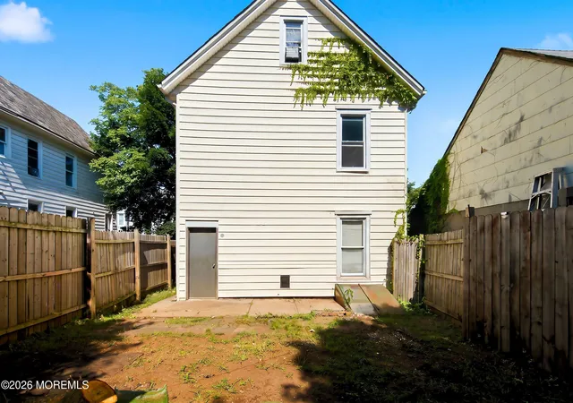 30th image of 40 Throop Ave, New Brunswick, NJ 08901 | MLS# 22626798