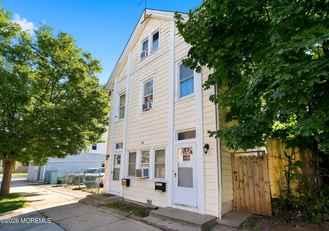 5th image of 40 Throop Ave, New Brunswick, NJ 08901 | MLS# 22626798