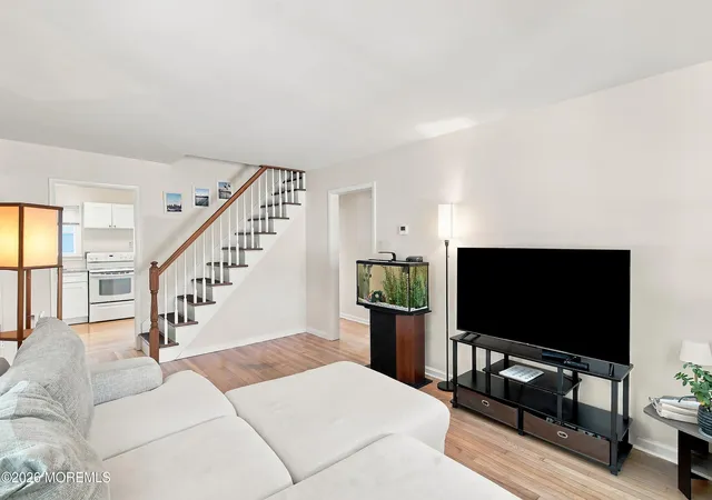 Photo 4 of Single family home for sale at 122 9Th St, Belford, NJ 07718 | MLS# 22626493 | Listing updated on 2026-09-01