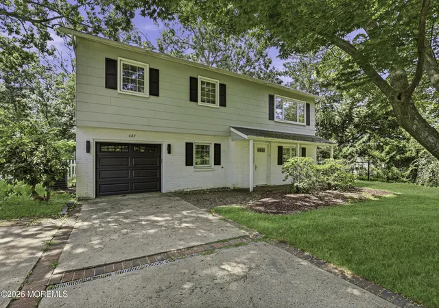 Photo 3 of Single family home for sale at 687 Northstream Dr, Toms River, NJ 08753 | MLS# 22626592 | Listing updated on 2026-08-25