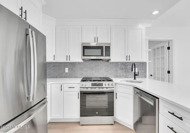 5th image of 90 Spinnaker Ct, Bayville, NJ 08721 | MLS# 22626642