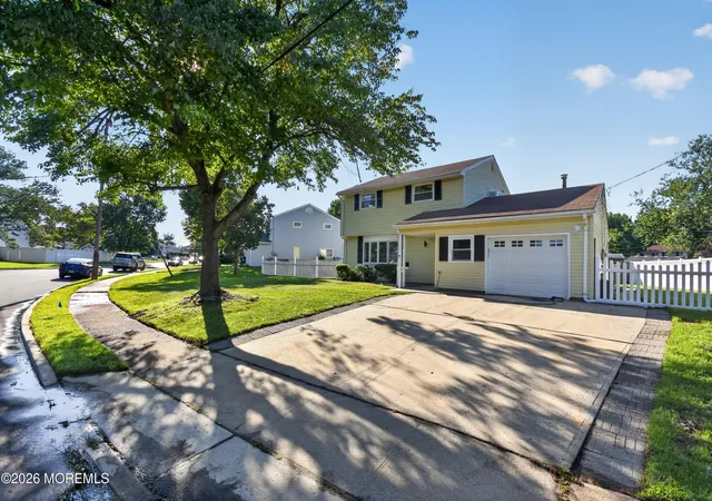 2nd image of 21 Monmouth St, Hazlet, NJ 07730 | MLS# 22626526