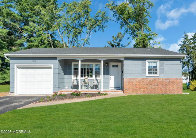 Photo 2 of Single family home for sale at 1114 Waterberry Ct N, Toms River, NJ 08757 | MLS# 22626786 | Listing updated on 2026-09-11