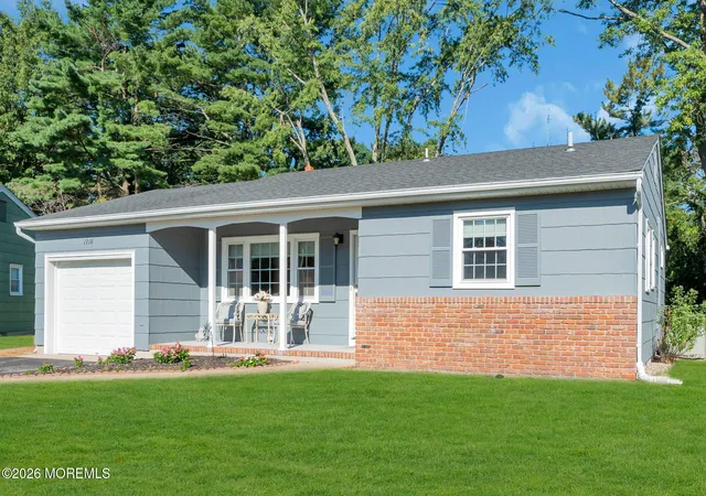 Photo 3 of Single family home for sale at 1114 Waterberry Ct N, Toms River, NJ 08757 | MLS# 22626786 | Listing updated on 2026-09-11