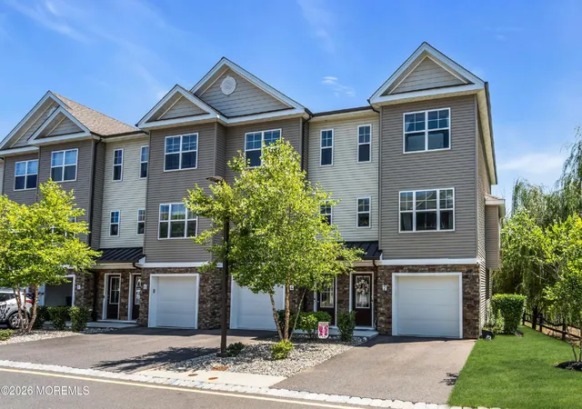 Photo 1 of Sale Pending at 2 Berkeley Crossings Wy, Bayville, NJ 08721 | MLS# 22626566 | Listing updated on 2026-09-11
