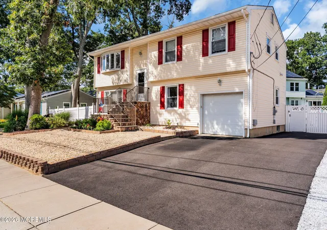Photo 2 of Single family home for sale at 1476 Green Grove Rd, Brick, NJ 08724 | MLS# 22626740 | Listing updated on 2026-08-27