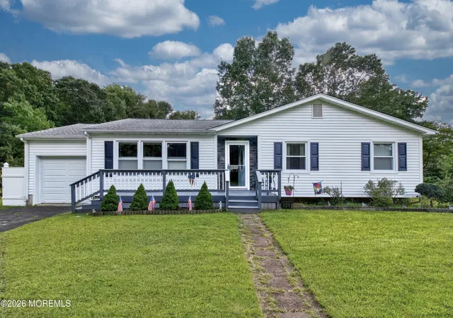 1st image of 120 Algonquin Trl, Brick, NJ 08724 | MLS# 22626589