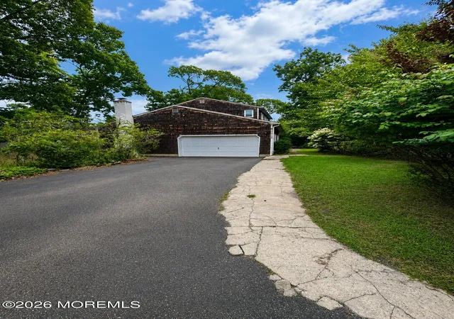Photo 3 of Single family home for sale at 333 S Lincoln Ave, Oakhurst, NJ 07755 | MLS# 22626606 | Listing updated on 2026-08-26