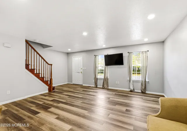 3rd image of 572 Davids Ct, Lakewood, NJ 08701 | MLS# 22626686
