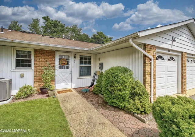 1st image of 5b Gramercy Ln, Manchester, NJ 08759 | MLS# 22626618