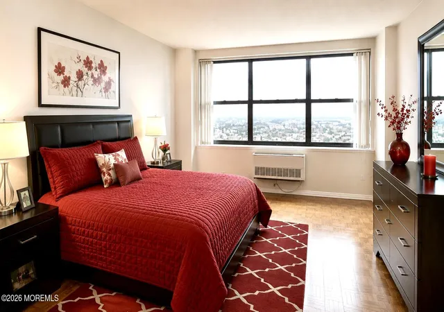 Listing Photo 4 - Condo for sale in building located at 7000 Jfk Blvd E, Guttenberg, NJ 07093
