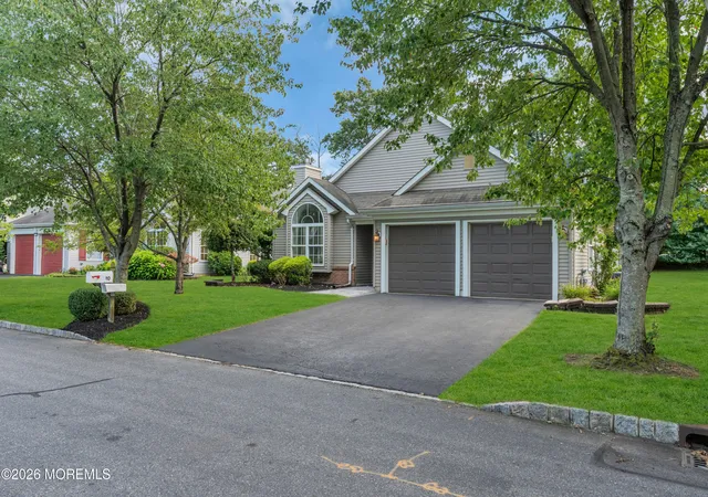 3rd image of 80 Ivy Hill Rd, Lakewood, NJ 08701 | MLS# 22627074