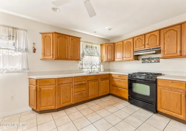 4th image of 44 Garfield Pl, Sayreville, NJ 08859 | MLS# 22626676