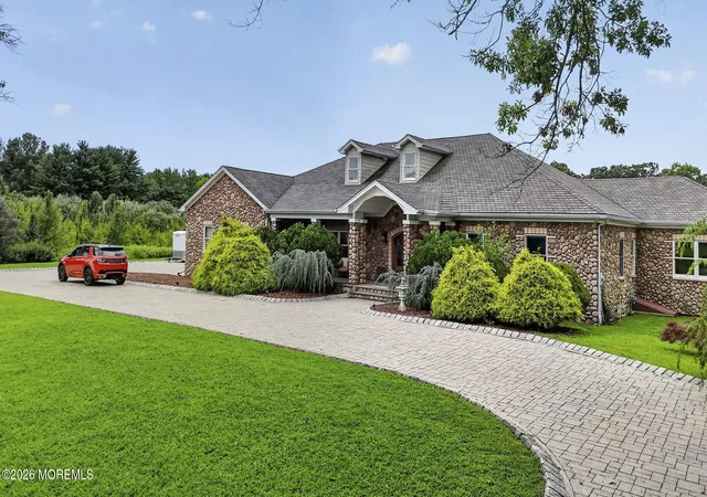 Photo 1 of Single family home for sale at 33 Parkside Wy, Millstone, NJ 08535 | MLS# 22626666 | Listing updated on 2026-10-28